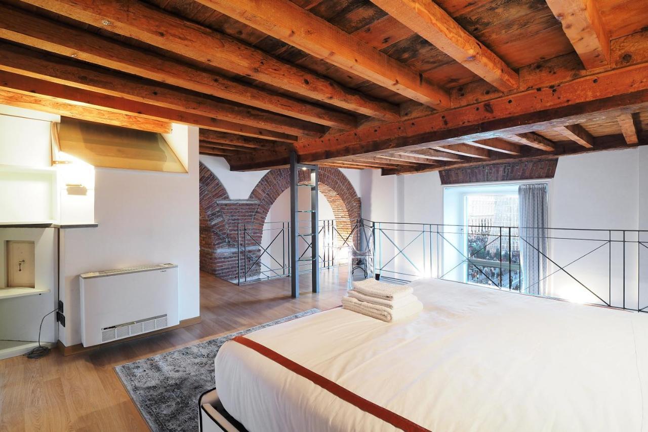Unique Duomo Luxury Property Милан Экстерьер фото